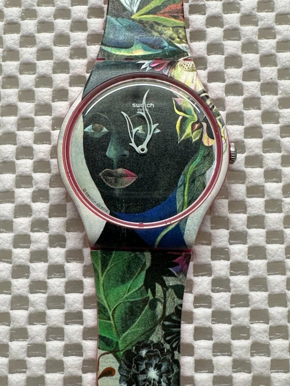 Swatch Watch Flowerhead SUOZ164 Ckassic 2014